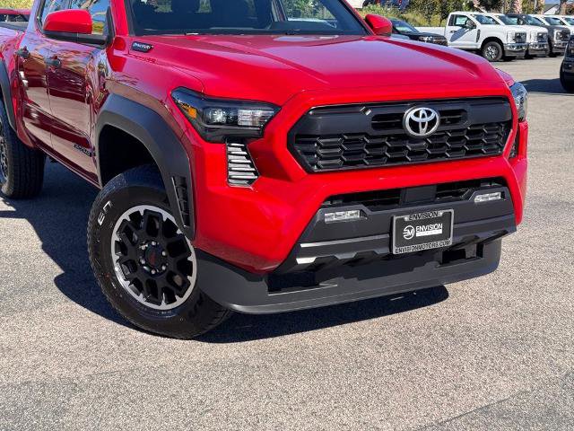Used 2025 Toyota Tacoma TRD Off-Road AWD/4WD image 3