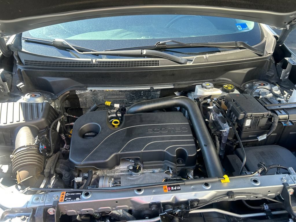 Used 2023 Chevrolet Equinox LT FWD image 18