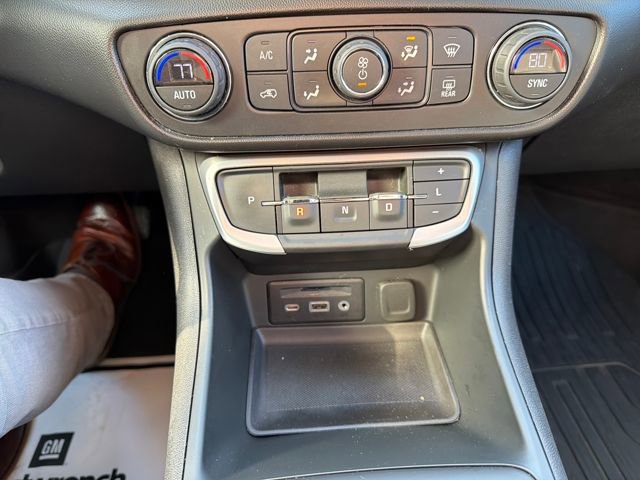 Used 2022 GMC Terrain SLT w/ Tech Package AWD/4WD image 26