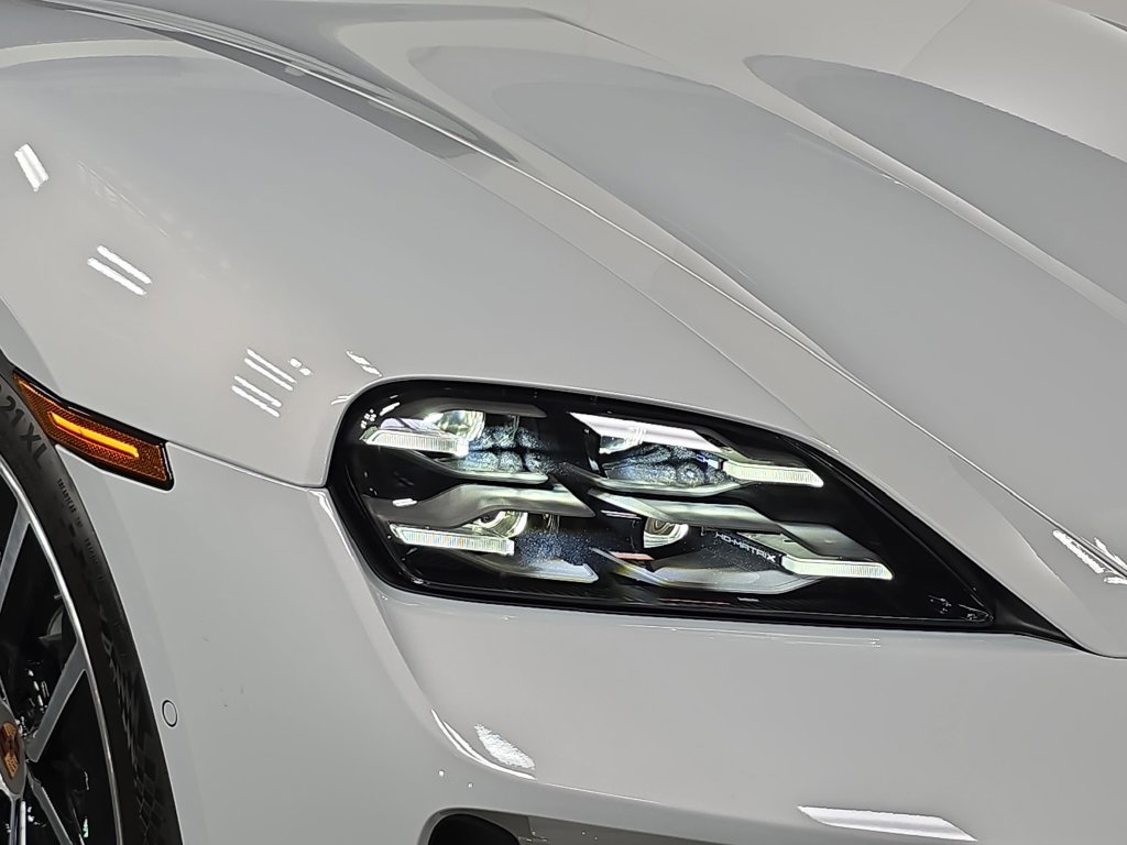 New 2026 Porsche Taycan AWD/4WD image 12