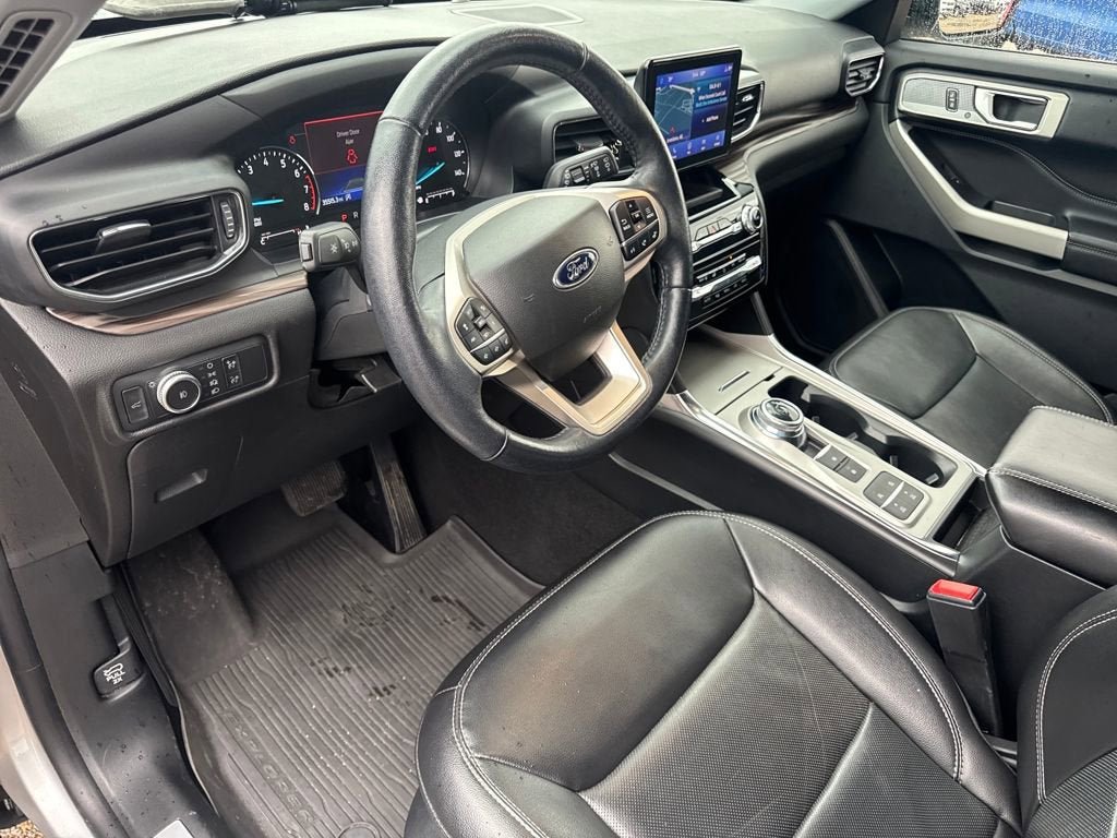 Used 2022 Ford Explorer Limited RWD image 18