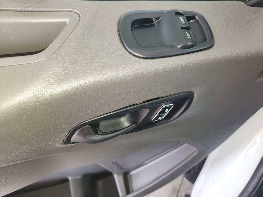 Used 2022 Ford Transit 350 DRW RWD image 31