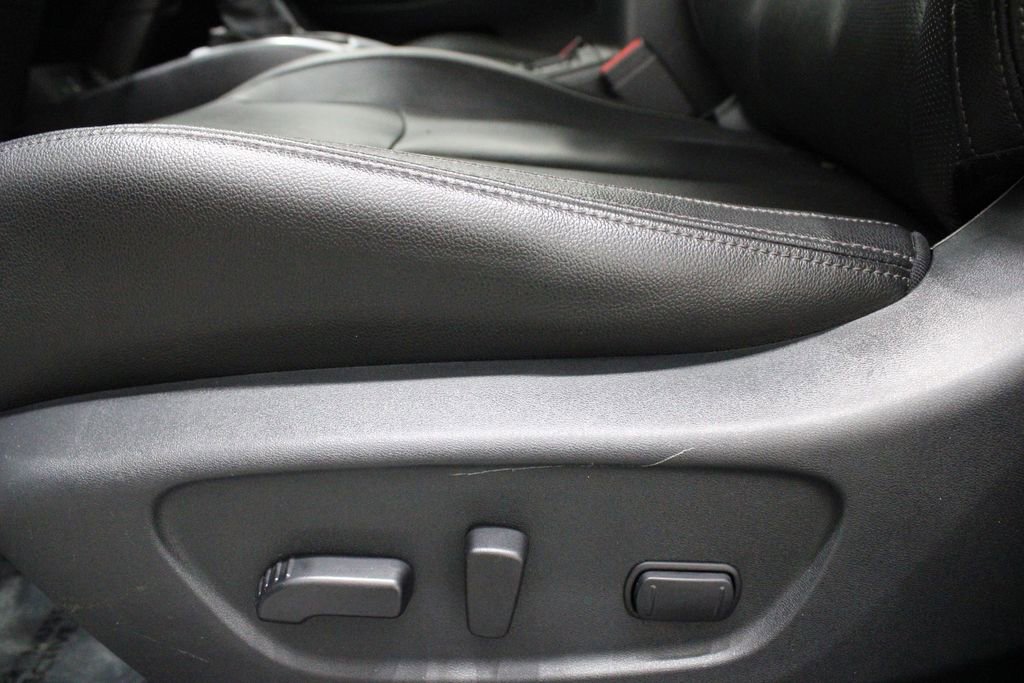 Used 2020 Nissan Rogue SL image 22