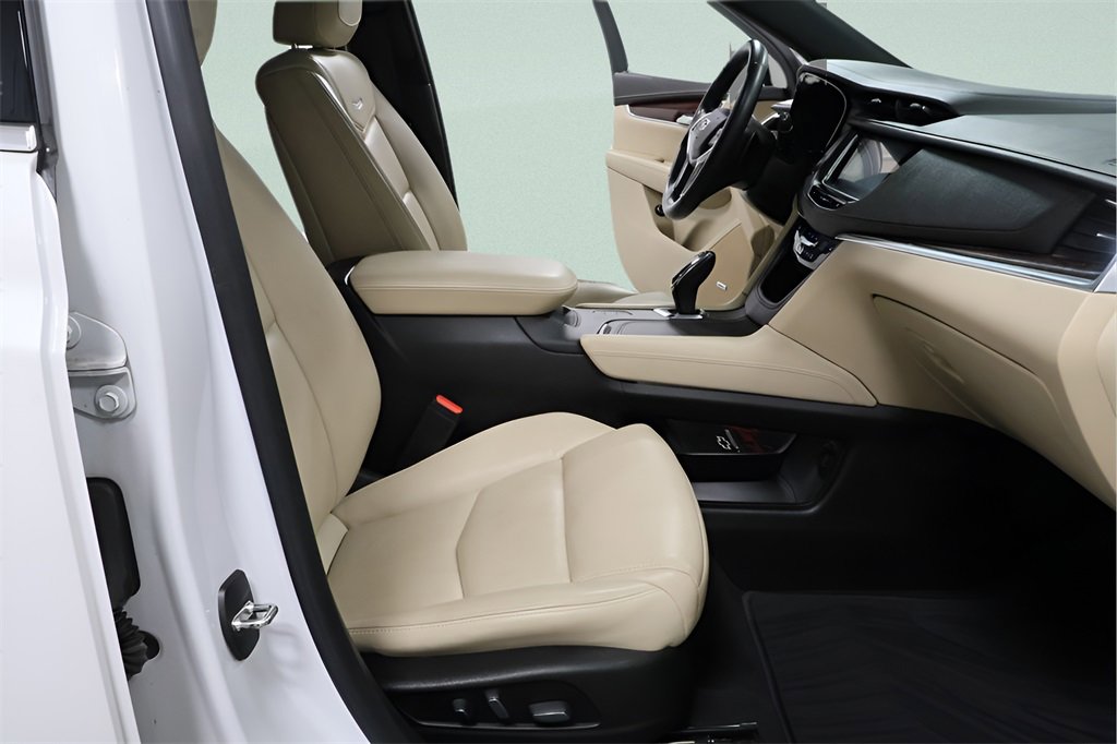 Used 2018 Cadillac XT5 Luxury image 33