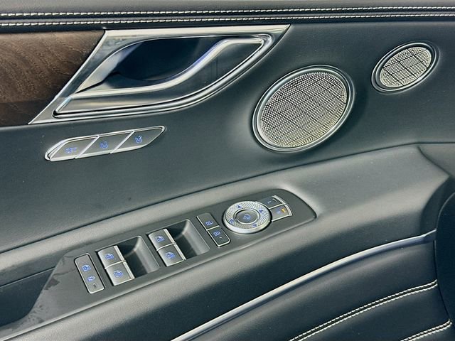 Used 2023 Genesis GV80 2.5T w/ Prestige Package image 18