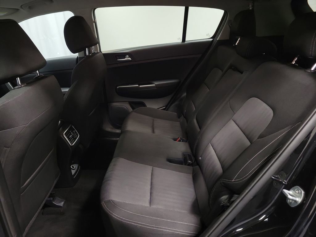 Used 2022 Kia Sportage LX image 22
