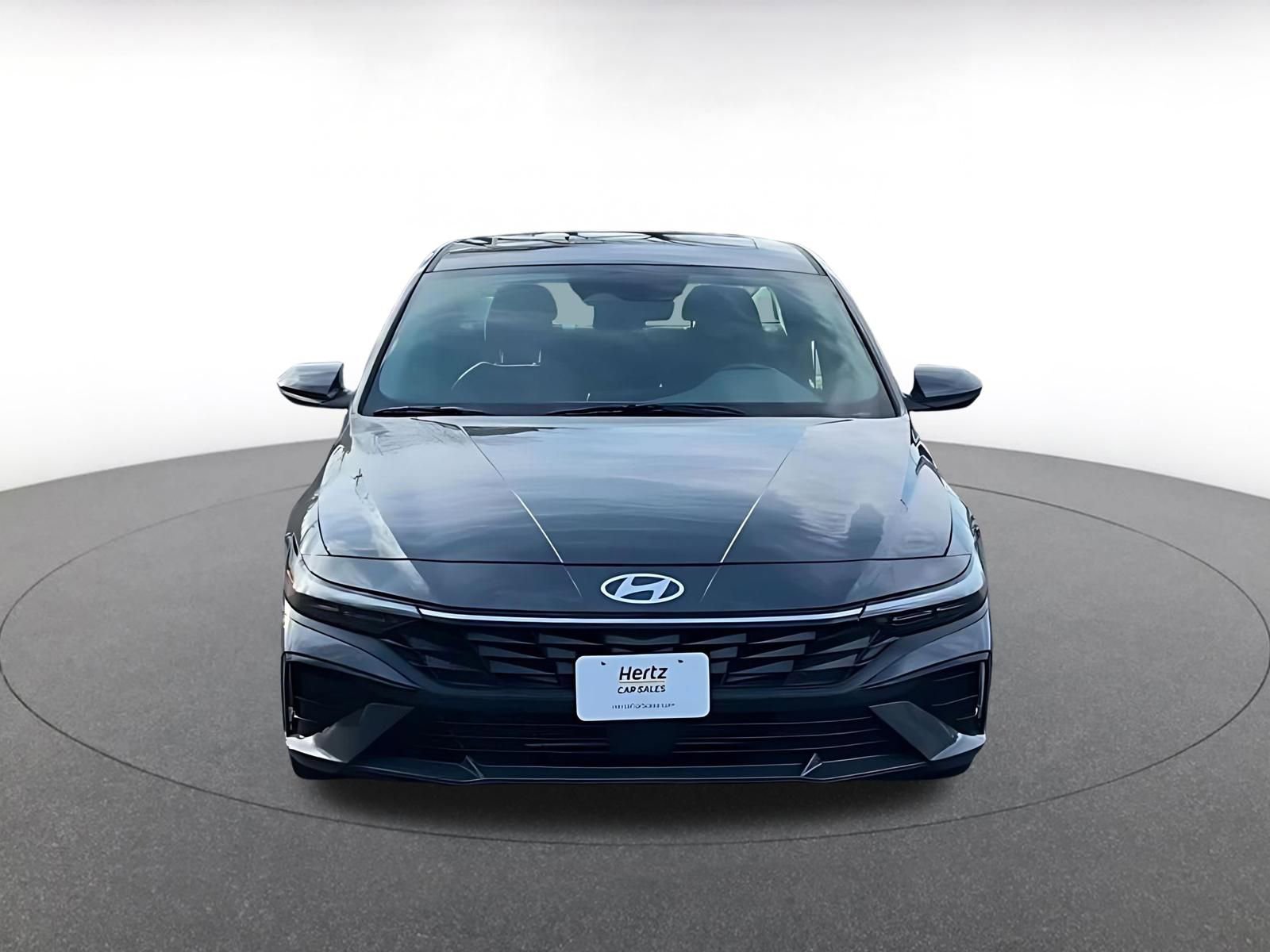 Used 2025 Hyundai Elantra SEL image 4