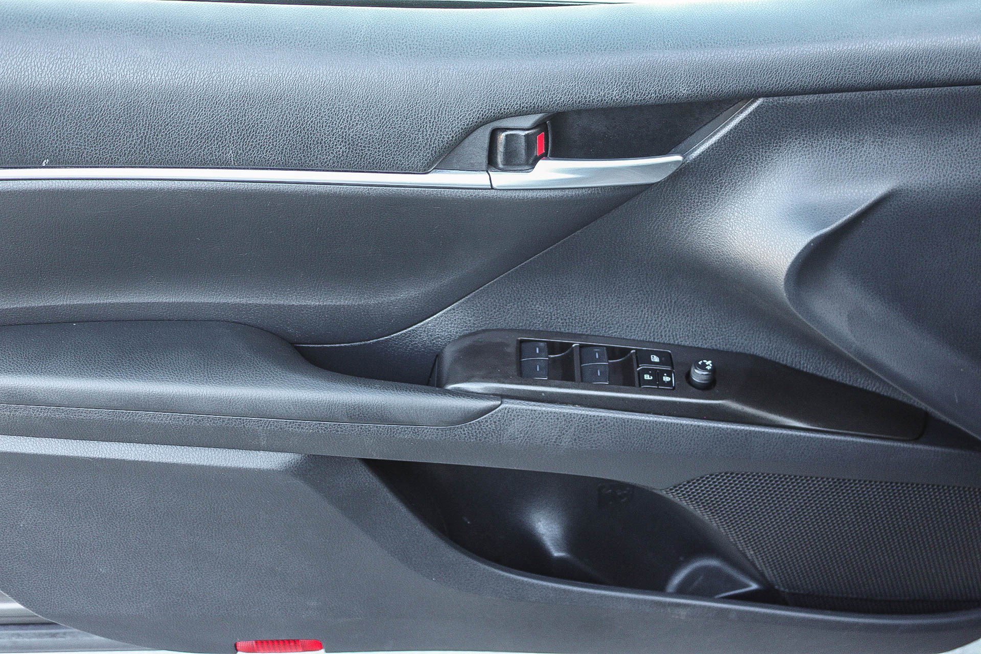 Certified 2024 Toyota Camry LE image 21