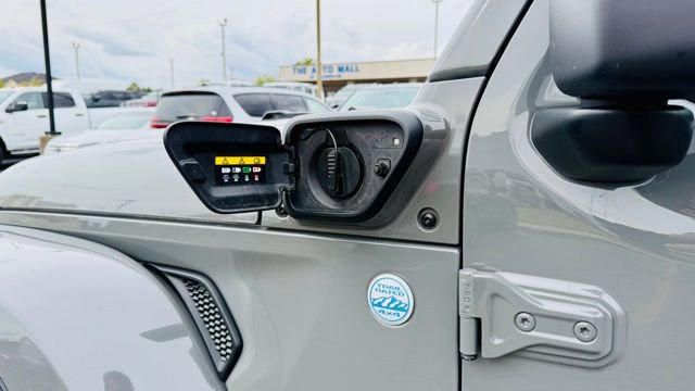 Used 2021 Jeep Wrangler Unlimited Sahara w/ Cold Weather Group image 3