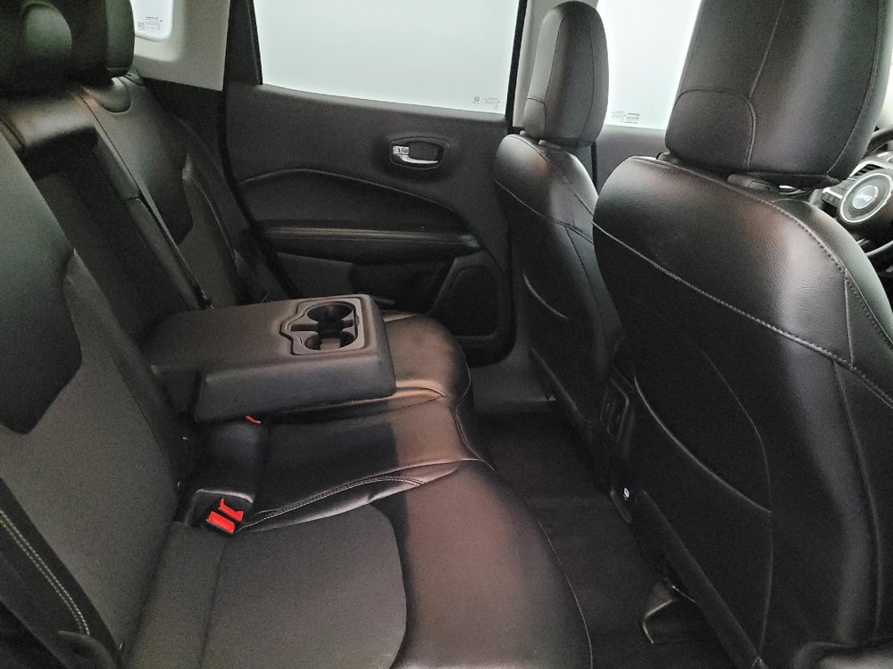 Used 2018 Jeep Compass Latitude w/ Safe & Security Group image 19