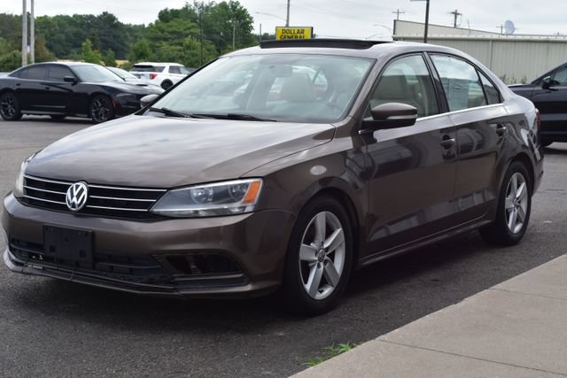 Used 2015 Volkswagen Jetta TDI SE FWD image 13