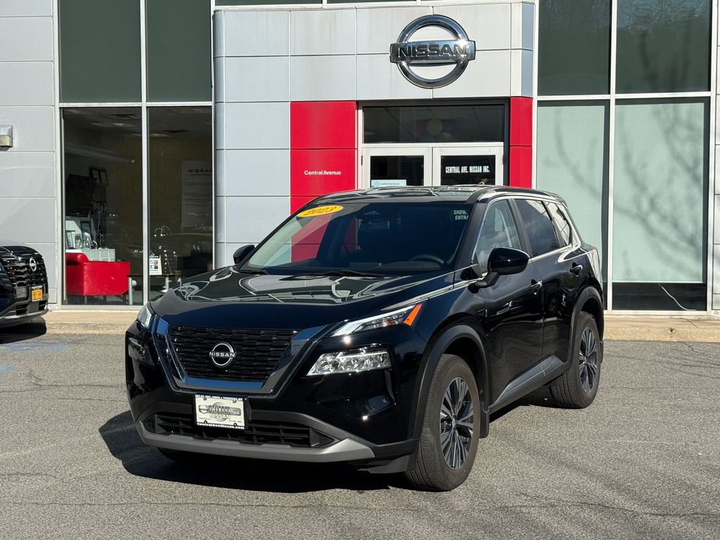 Used 2023 Nissan Rogue SV