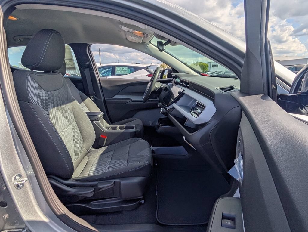 New 2027 Chevrolet Bolt LT FWD image 7
