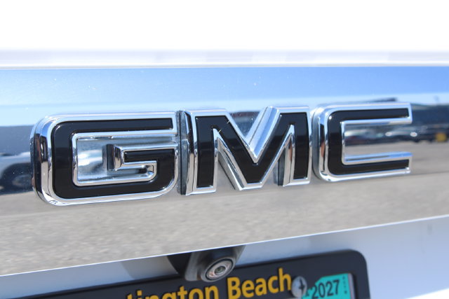 Used 2022 GMC Yukon SLT w/ SLT Premium Package RWD image 7