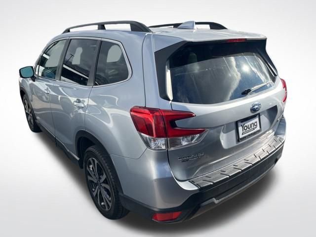 Used 2020 Subaru Forester Limited w/ Popular Package #3 image 5