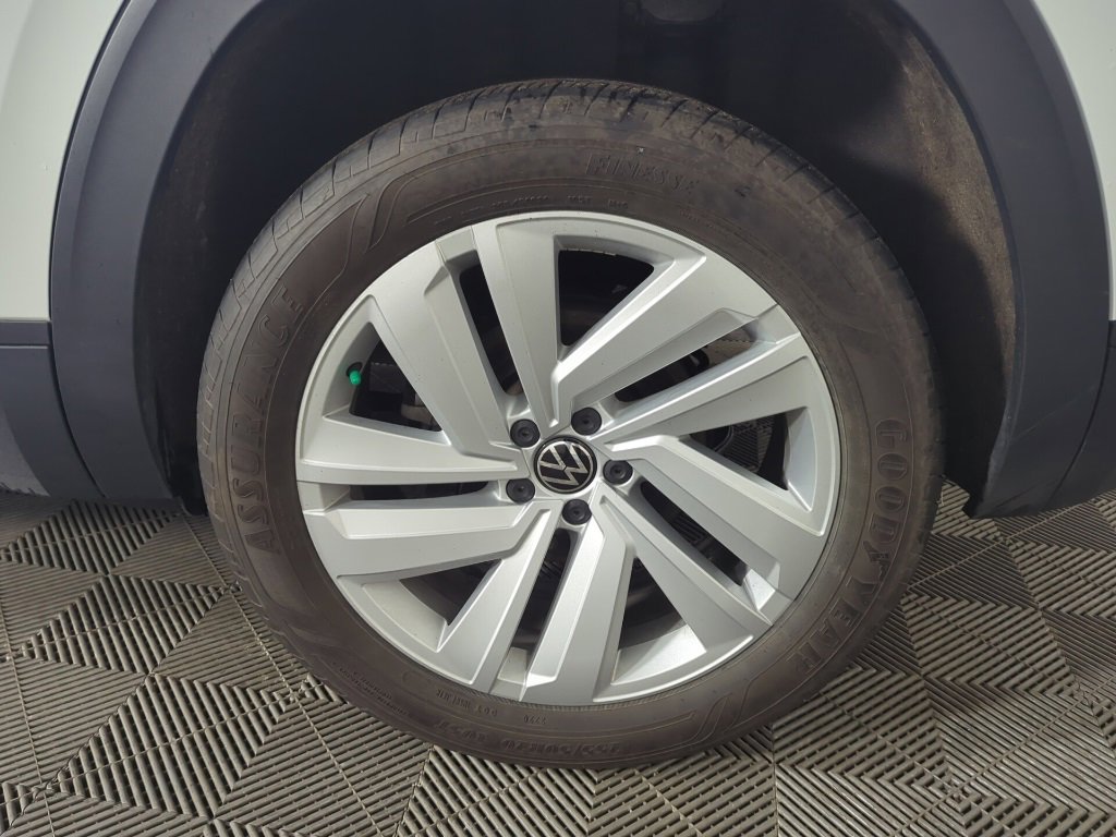 Used 2023 Volkswagen Atlas Cross Sport SE image 7