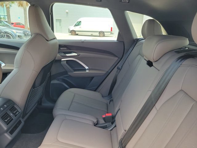 Certified 2025 Audi Q5 Premium w/ Premium Plus AWD/4WD image 11