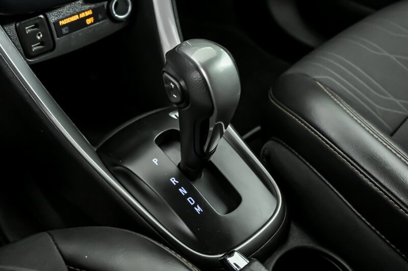 Used 2020 Chevrolet Trax LT w/ Driver Confidence Package AWD/4WD image 30