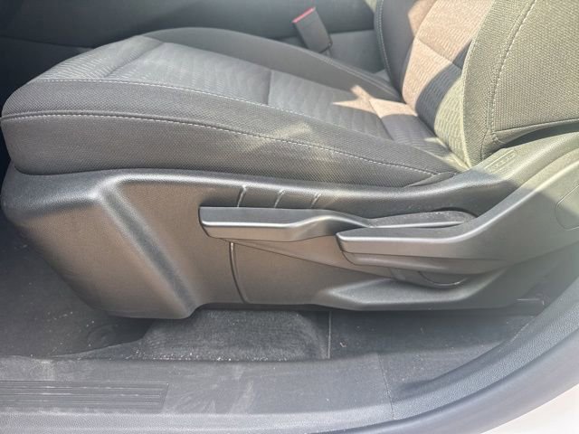 Used 2025 Chevrolet Equinox LT image 13