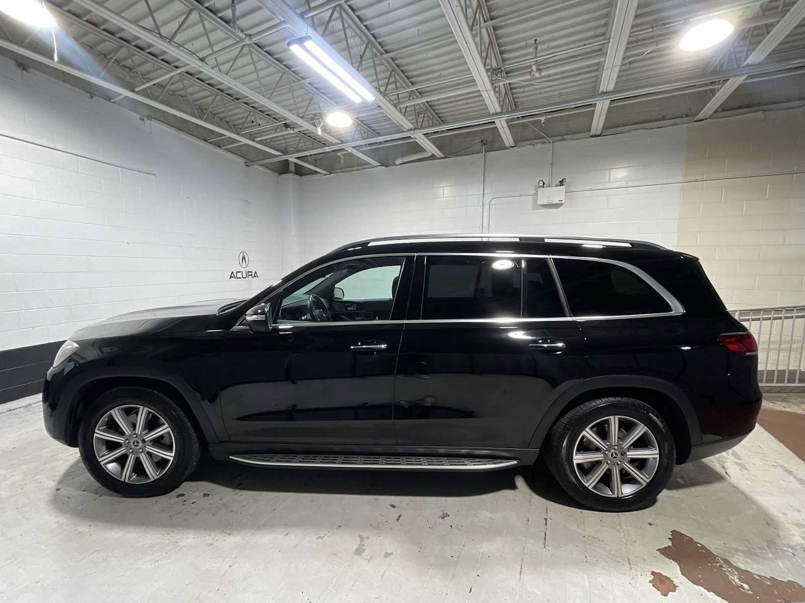 Used 2022 Mercedes-Benz GLS 450 4MATIC image 3