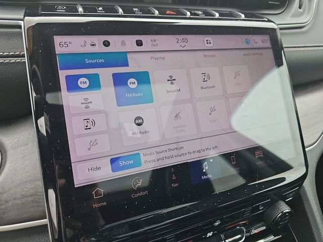 Used 2024 Jeep Grand Cherokee Limited image 24