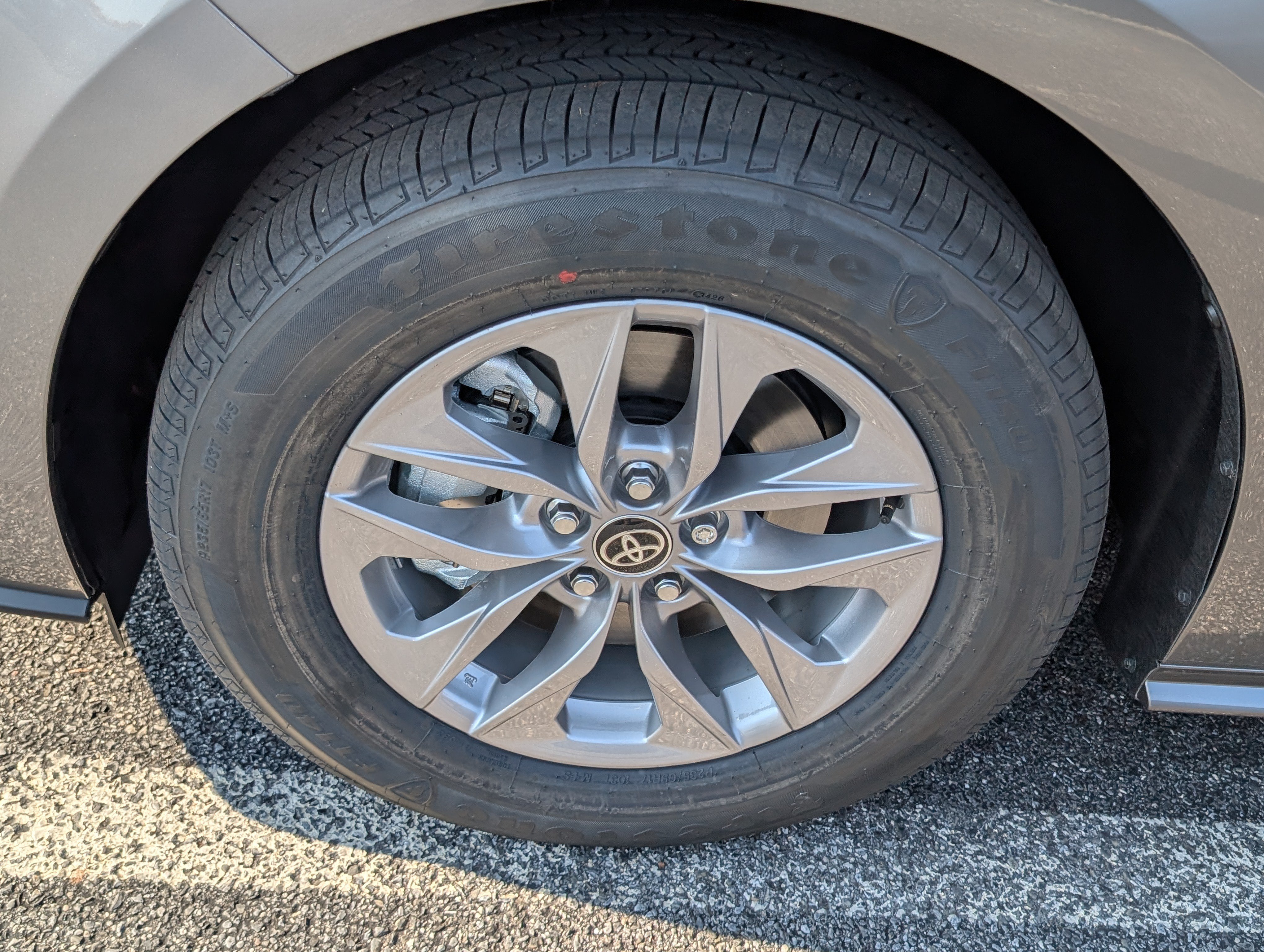 New 2026 Toyota Sienna LE AWD/4WD image 7