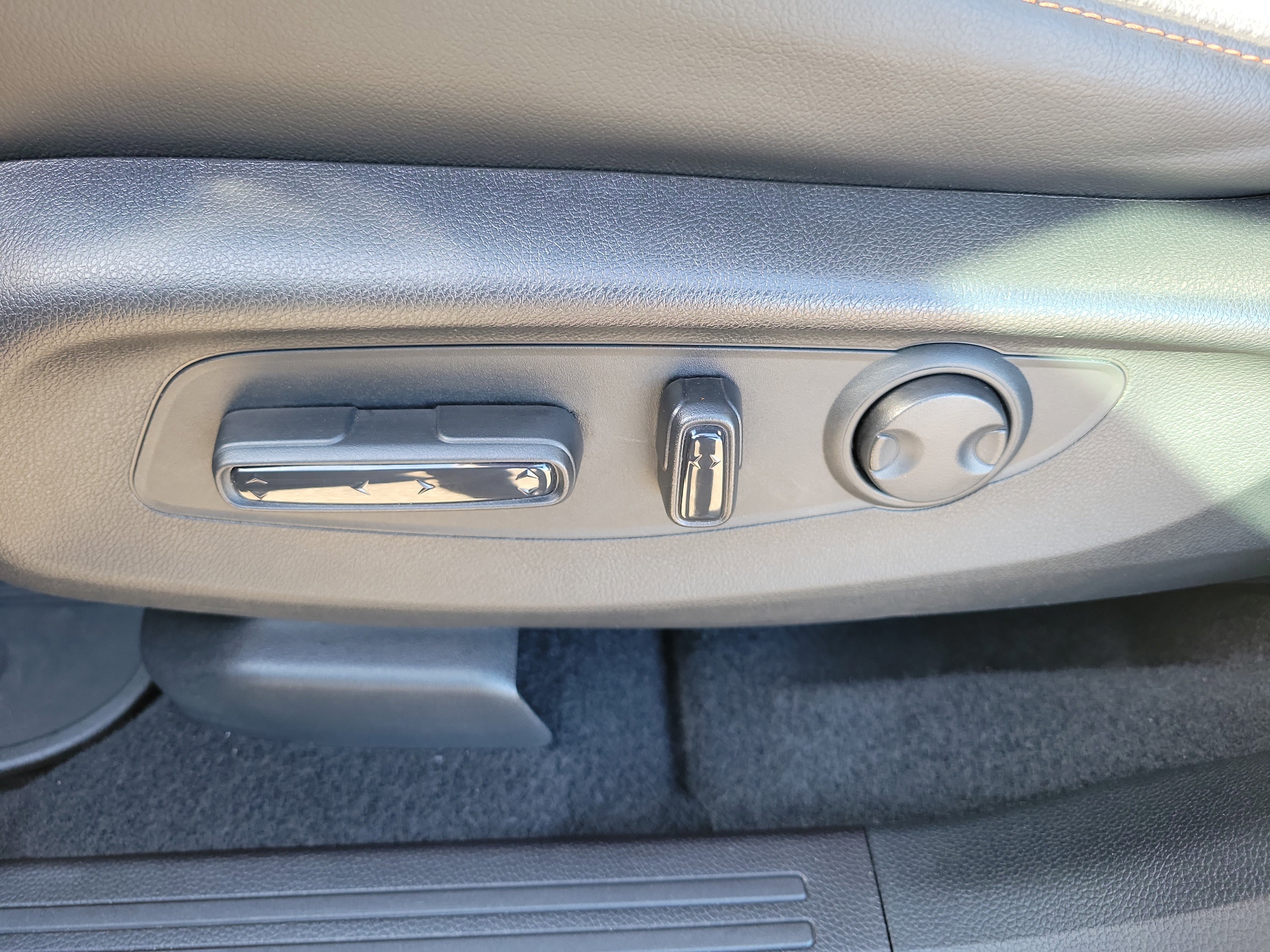 Certified 2025 Honda CR-V Sport Touring image 9