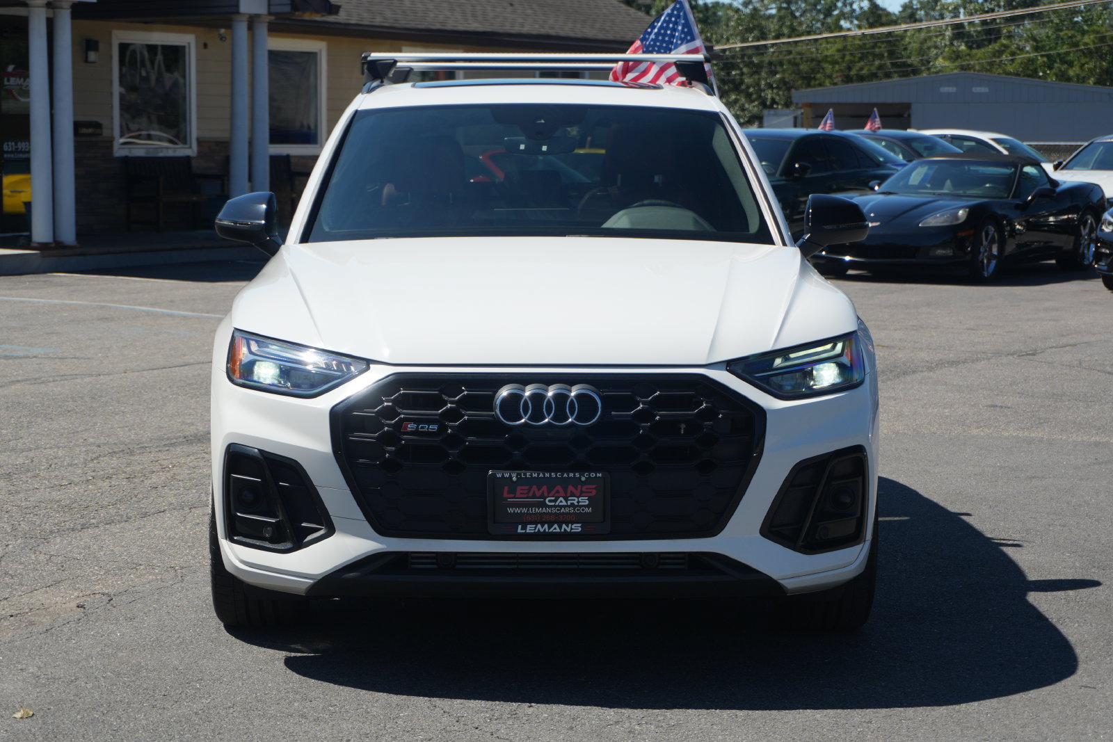 Used 2022 Audi SQ5 Premium Plus w/ Premium Plus Package AWD/4WD image 2