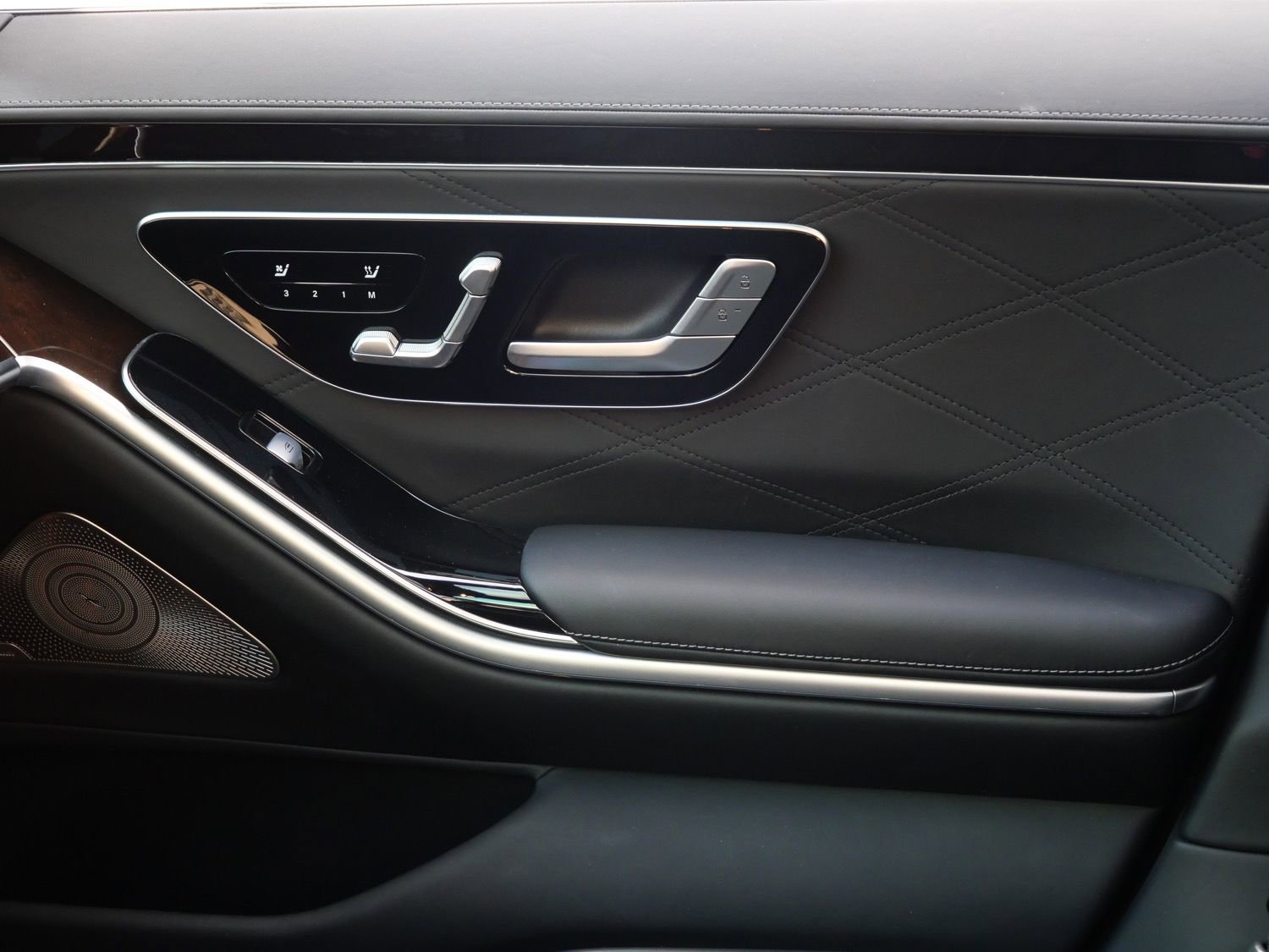 Used 2024 Mercedes-Benz Maybach S 680 4MATIC image 17