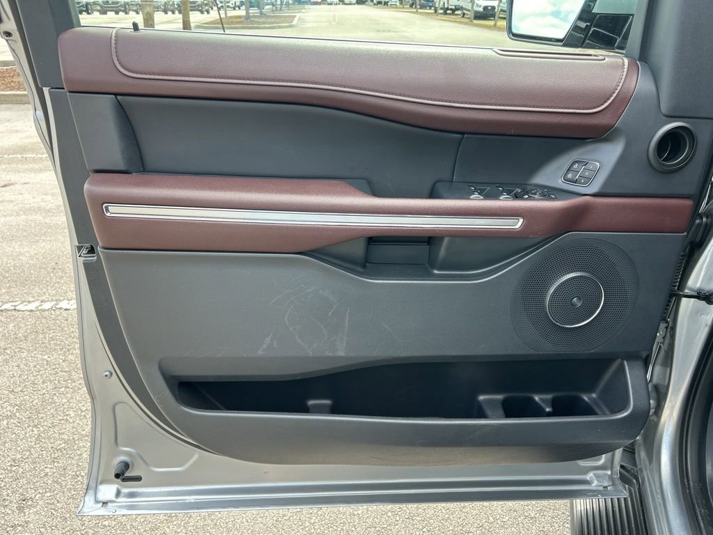 Used 2024 Ford Expedition Max Limited image 17