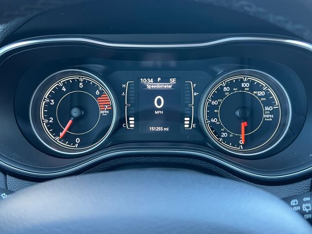 Used 2019 Jeep Cherokee Latitude Plus FWD image 17