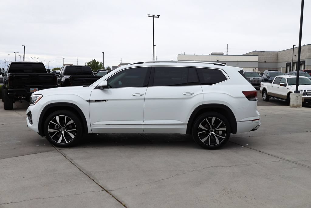 Used 2025 Volkswagen Atlas SEL Premium R-Line AWD/4WD image 3