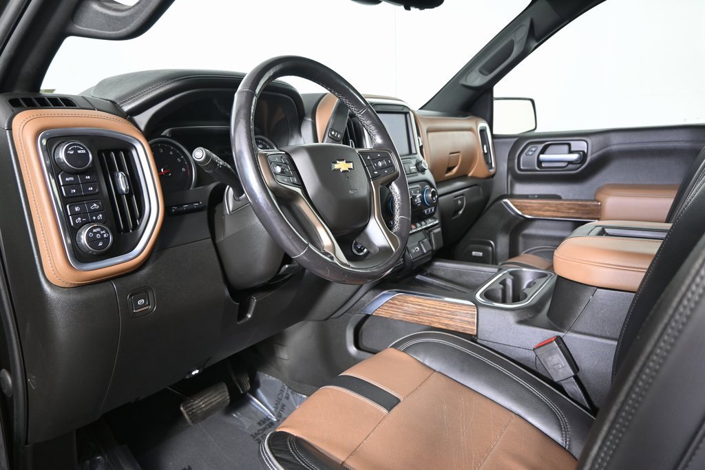 Used 2021 Chevrolet Silverado 1500 High Country w/ Technology Package image 27