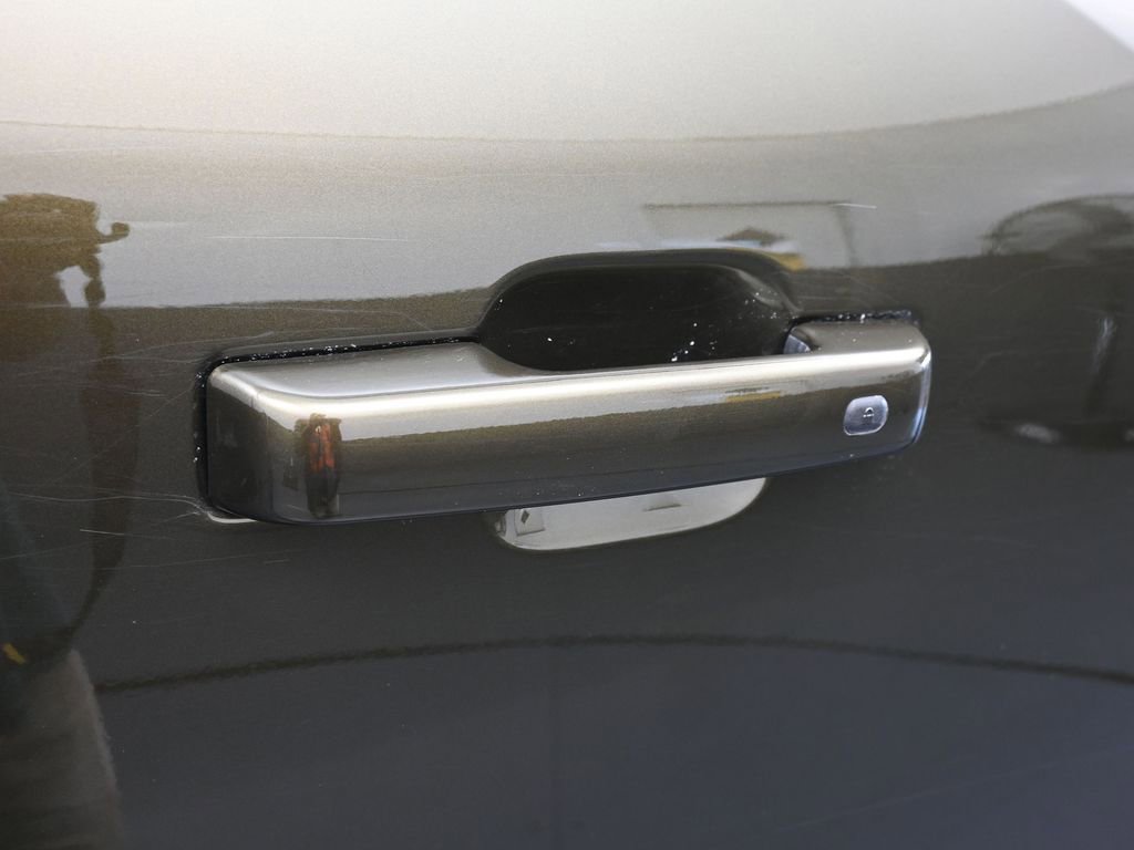 Used 2025 Ford F150 Raptor image 46