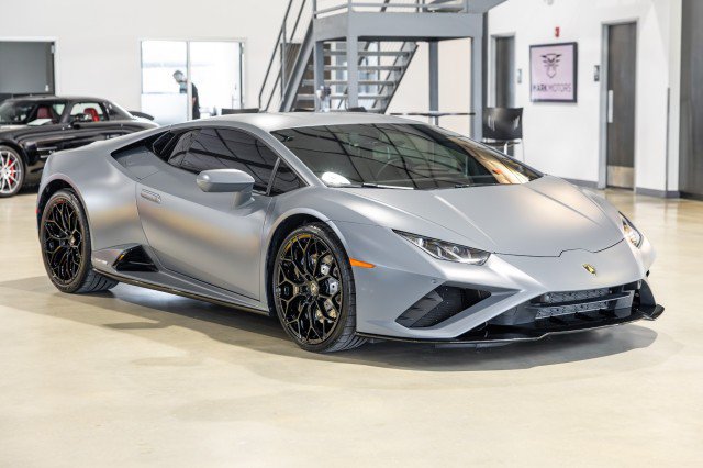 Used 2022 Lamborghini Huracan EVO RWD image 8