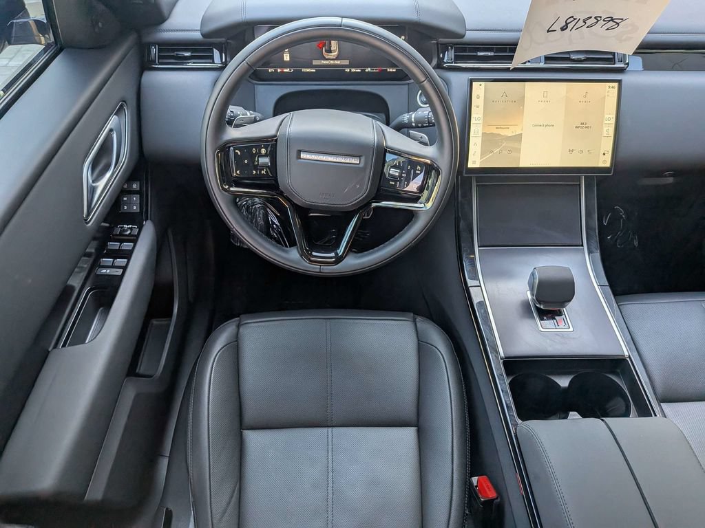 Certified 2026 Land Rover Range Rover Velar Dynamic SE AWD/4WD image 19