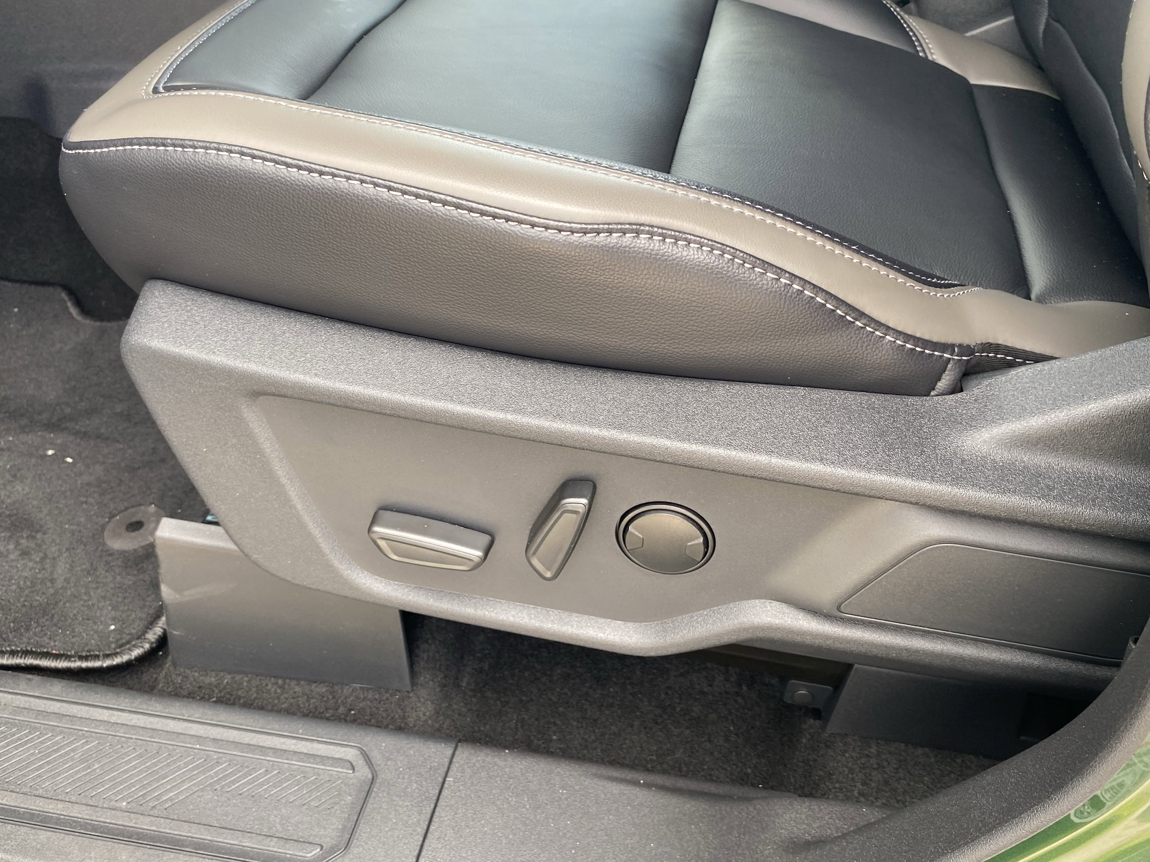 New 2025 Ford Bronco Outer Banks image 11