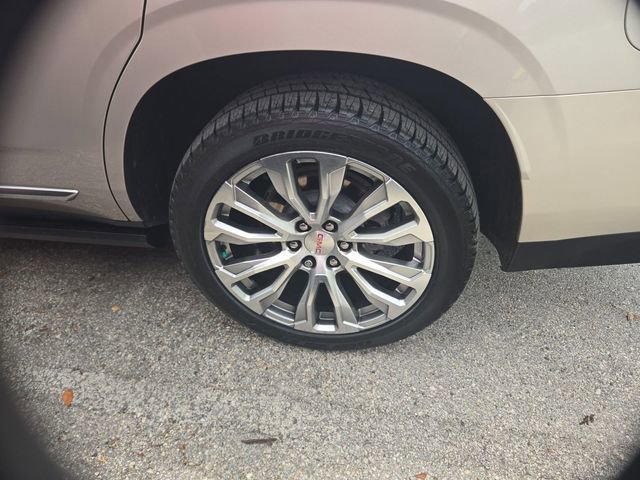 Certified 2022 GMC Yukon Denali w/ Denali Premium Package image 31