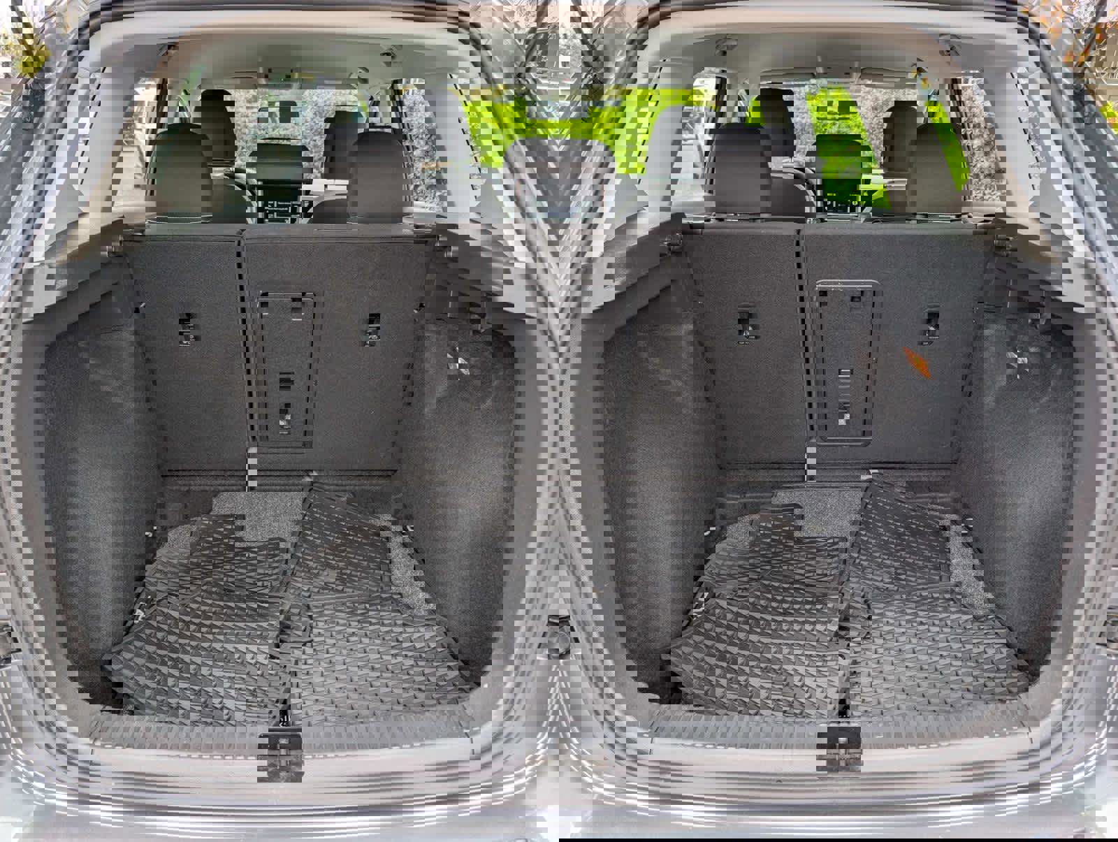 Used 2022 Volkswagen Taos S image 10