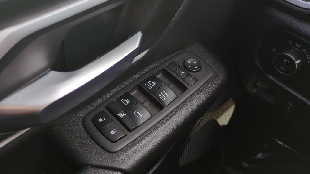 Used 2022 RAM 1500 Big Horn AWD/4WD image 18