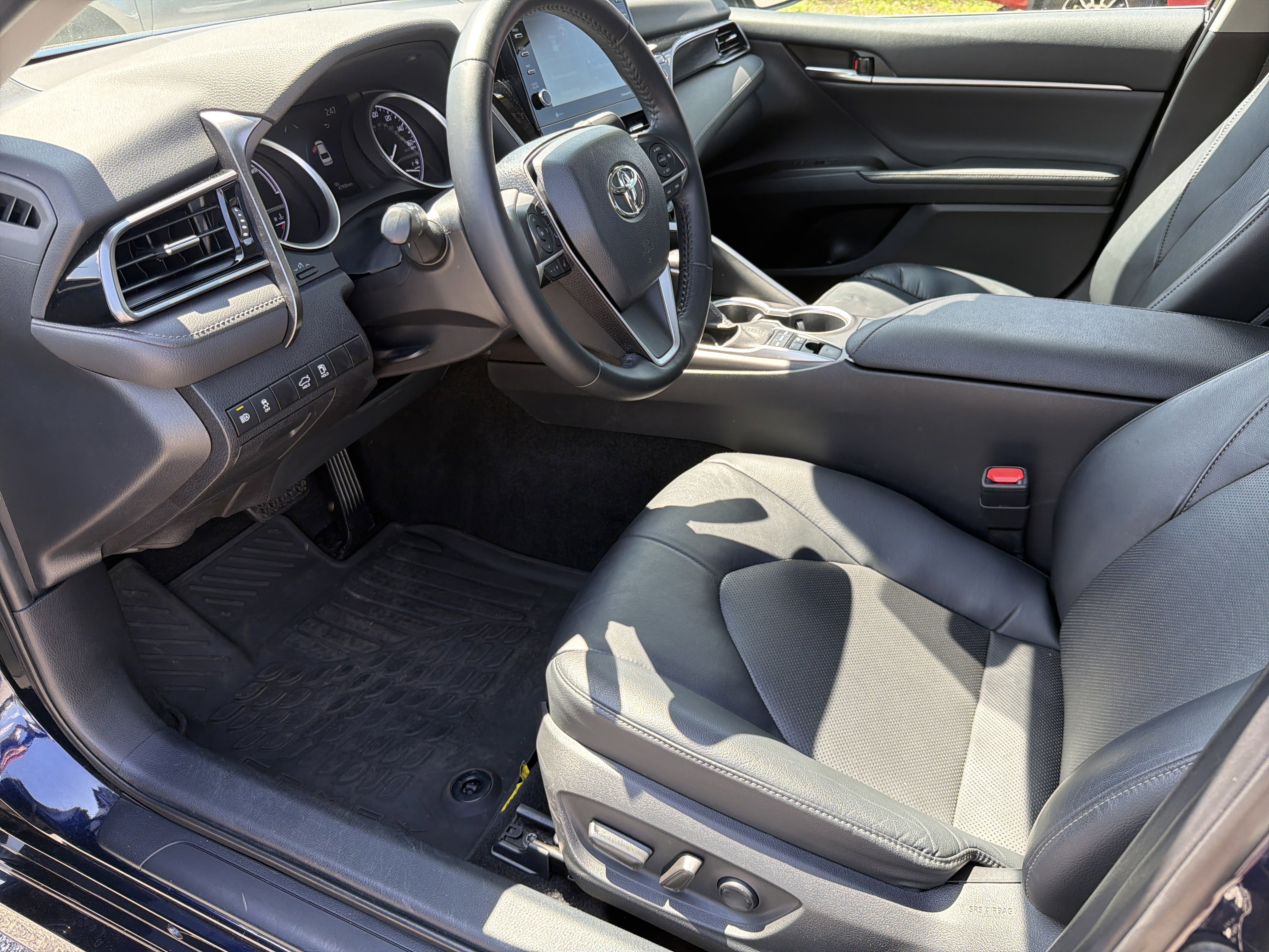 Certified 2021 Toyota Camry XLE image 20