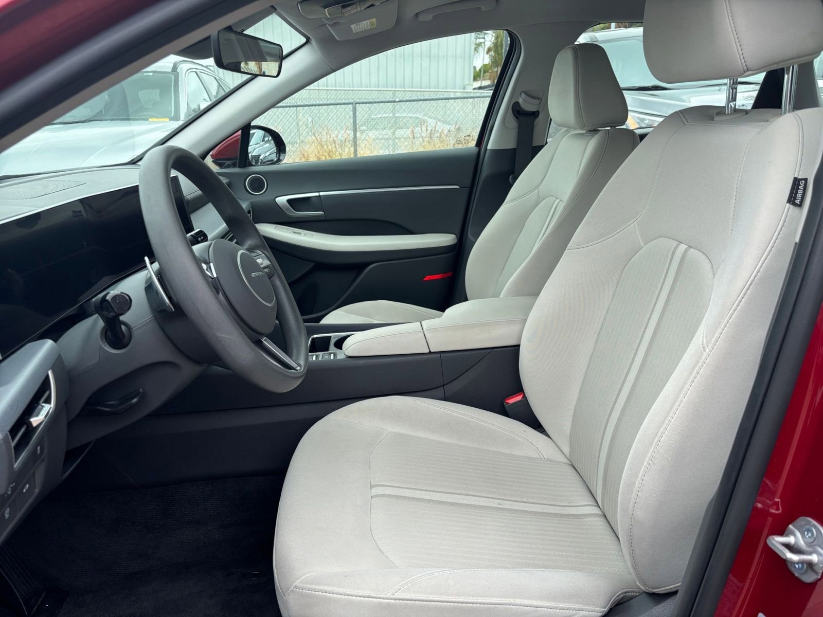 Used 2025 Hyundai Sonata SEL FWD image 27
