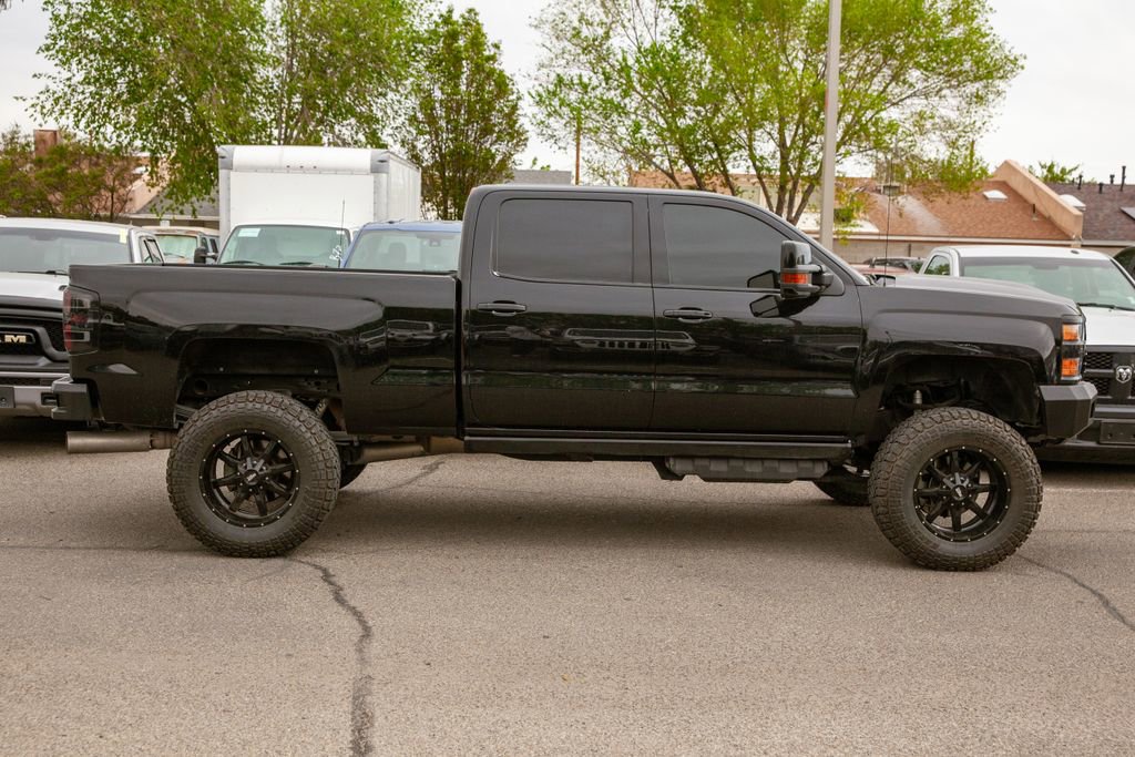 Used 2019 Chevrolet Silverado 2500 LTZ w/ Duramax Plus Package AWD/4WD image 5