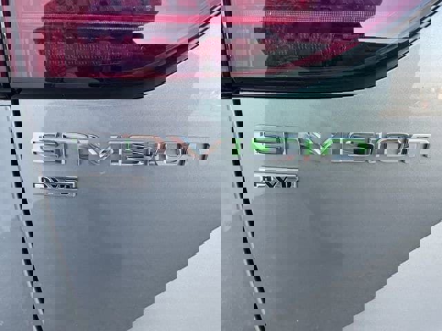 Used 2025 Buick Envision Preferred image 9