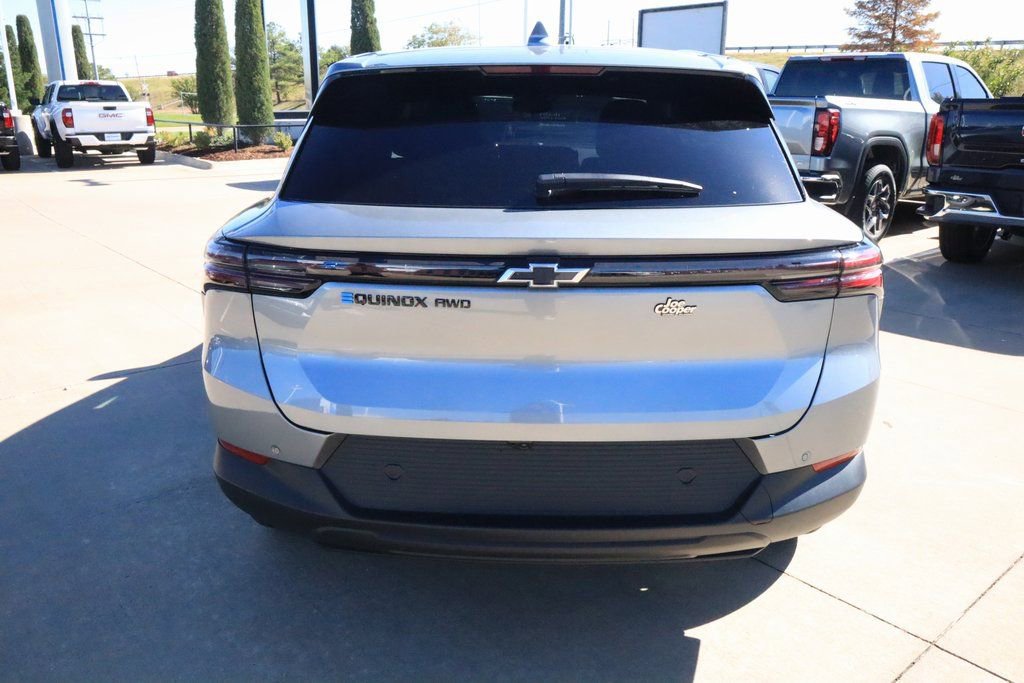 New 2026 Chevrolet Equinox EV LT image 21