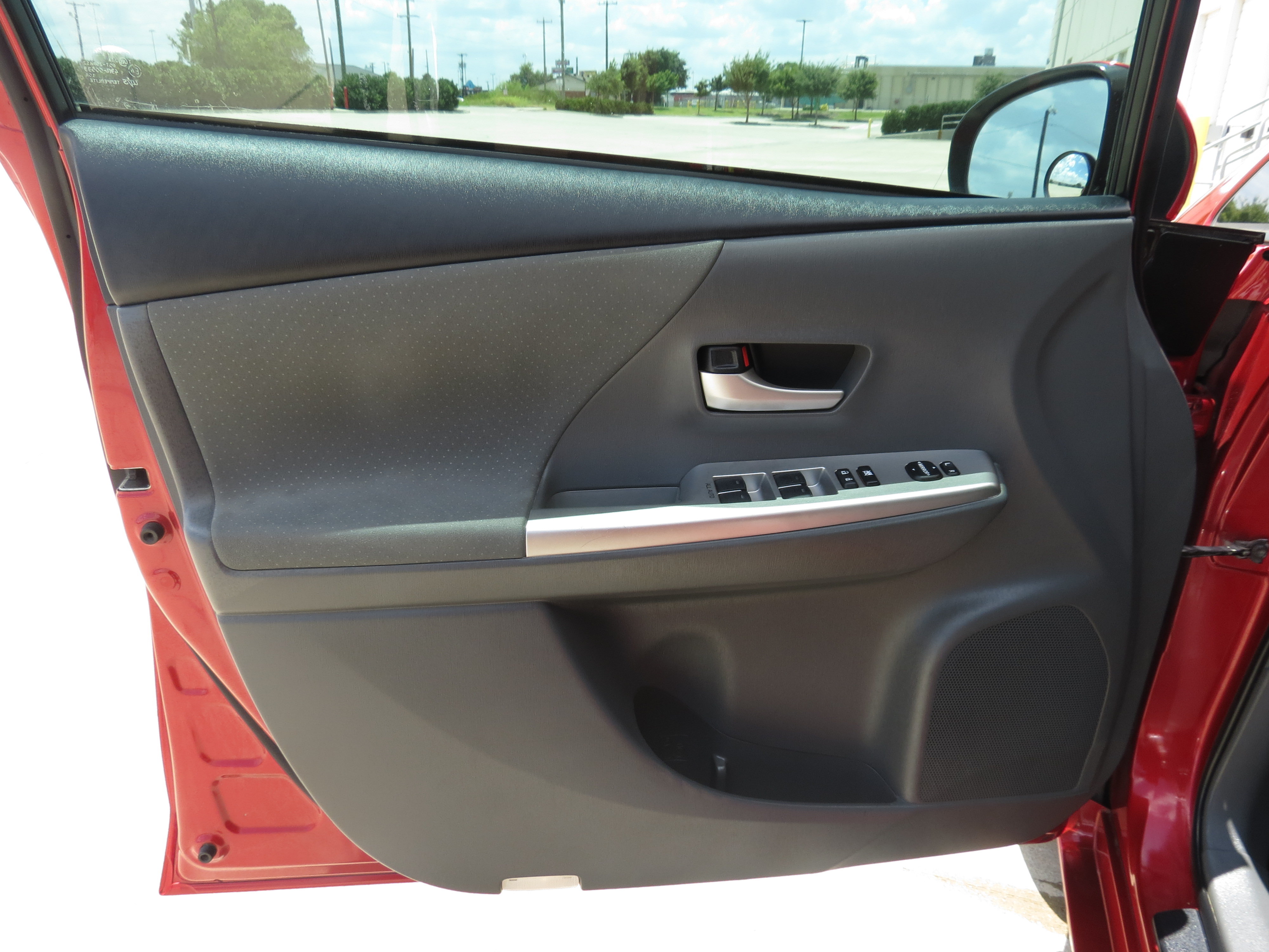 Used 2014 Toyota Prius V Two FWD image 24