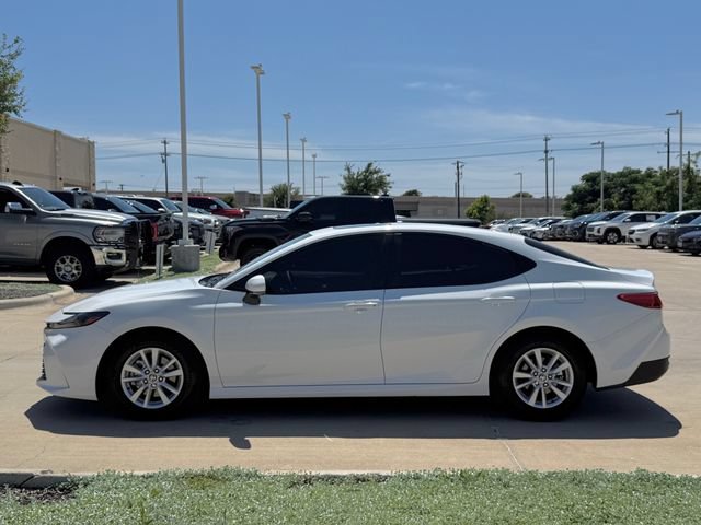 Used 2025 Toyota Camry LE w/ Convenience Package FWD image 7