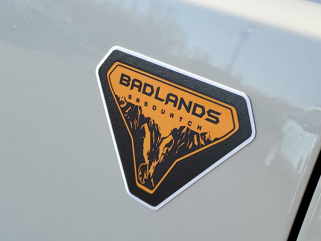 New 2026 Ford Bronco Badlands w/ Sasquatch Package image 39