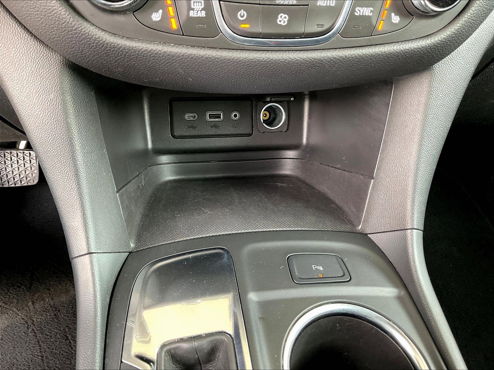 Used 2022 Chevrolet Equinox LT FWD image 15