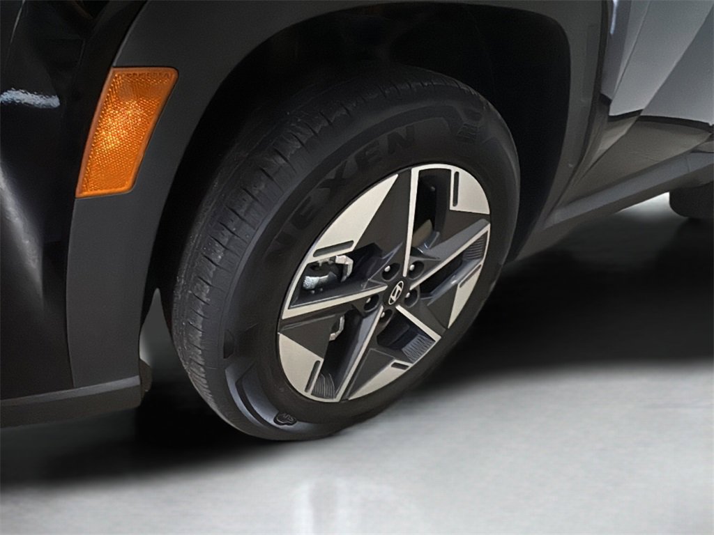 Certified 2025 Hyundai Tucson SEL image 4